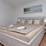 With Parking Space Selce, Crikvenica - 24450 Apartmán