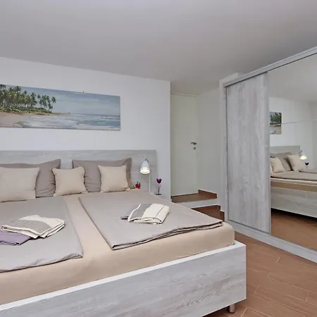 With Parking Space Selce, Crikvenica - 24450 Appartement Selce