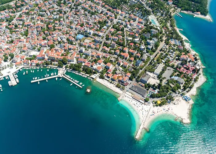 With Parking Space Selce, Crikvenica - 24450 דירה סלצה